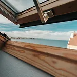 21 - Surf House Perfect Location