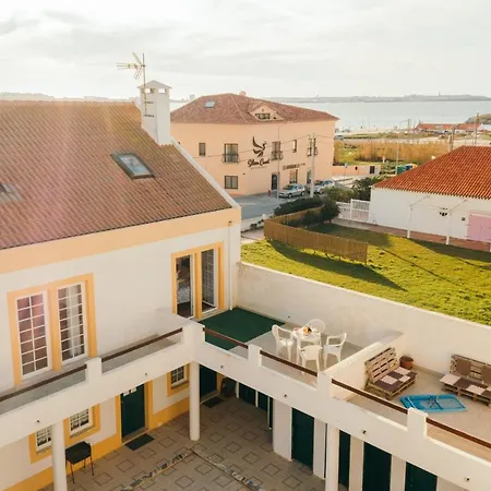 21 - Surf House Perfect Location Vakantiehuis