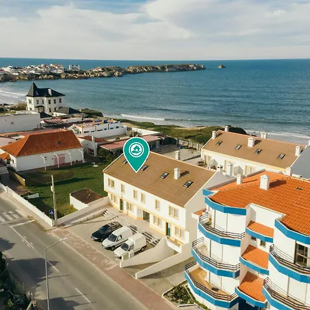 21 - Surf House Perfect Location Holiday home Baleal