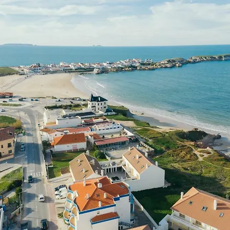 21 - Surf House Perfect Location Holiday home