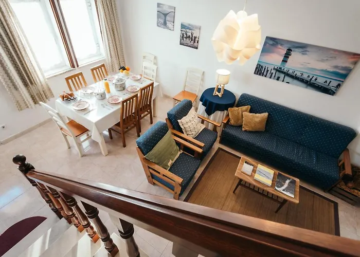 Prázdninový dům 21 - Surf House Perfect Location