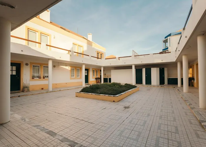 Vakantiehuis 21 - Surf House Perfect Location *